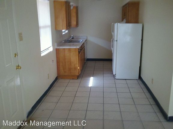 3rd image of 4605 Gibson Blvd SE APT A
