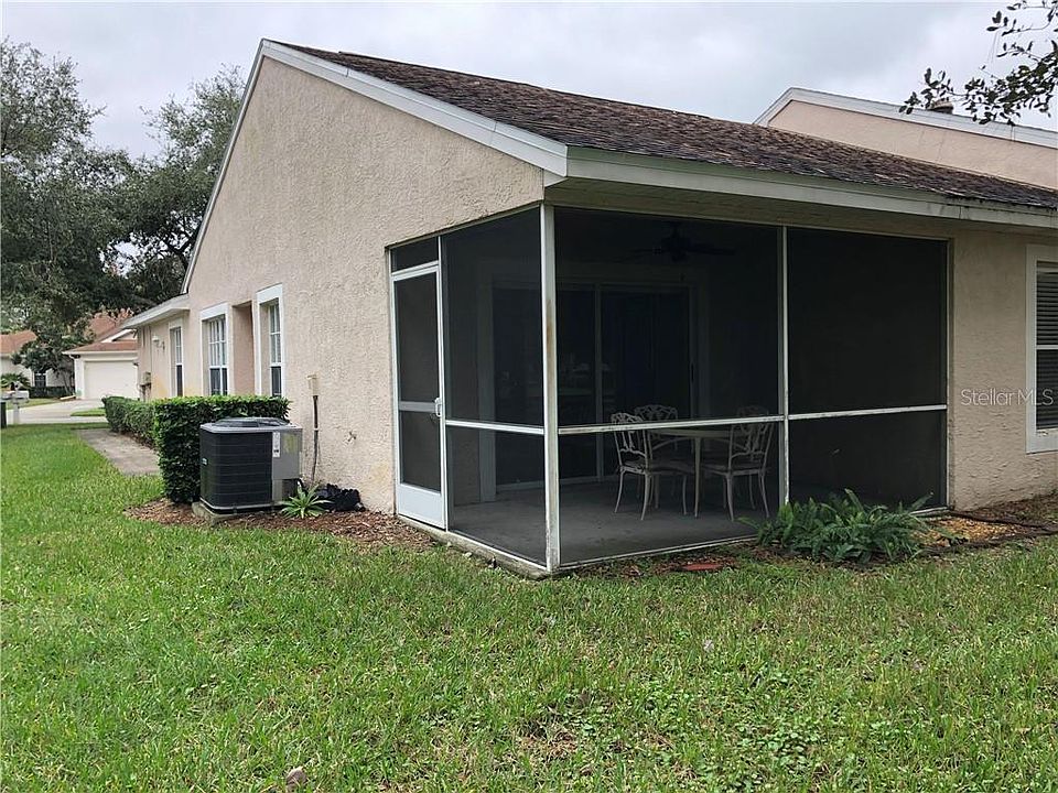 2nd image of 35340 Whispering Pines Dr
