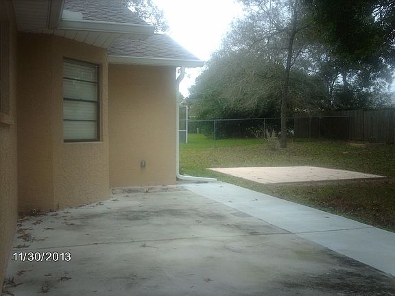 patio & back yard area