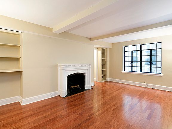 3rd image of 444 E 52nd St APT 7D