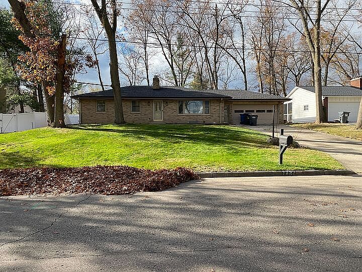 2nd image of 7722 Primrose Ln