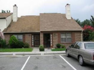 19 Parkway Dr, Hampton, VA 23669