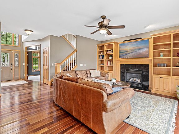 4th image of 5606 Alexandra Dr