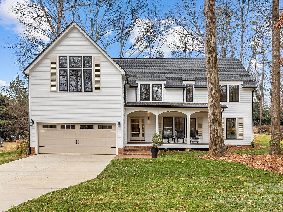 1st image of 4808 Crooked Oak Ln