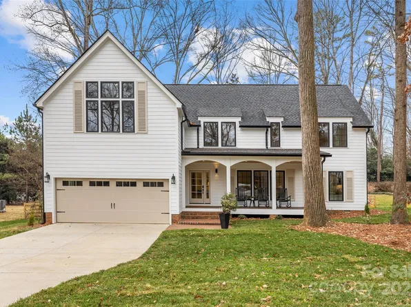 4808 Crooked Oak Ln, Charlotte, NC 28226