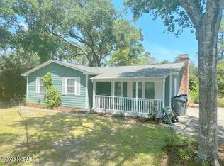 130 Park Ave, Southport, NC 28461
