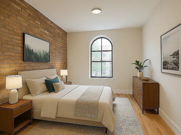 2nd image of 631 E 6th St APT 2A