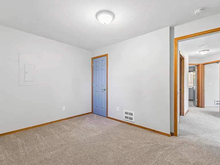 181 Tamarack Woods Dr — Photo 27