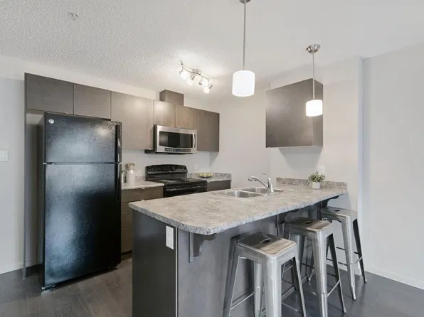 344 Windermere Rd NW #330, Edmonton, AB T6W 2P2
