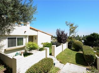 25 Oaktree Ln, Rolling Hills, CA 90274