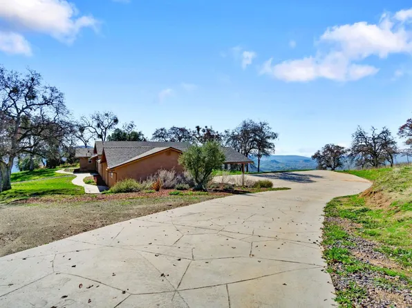 38176 Cardinal Ln, Squaw Valley, CA 93675