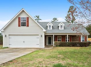 30 Meadow Overlook Dr, Covington, GA