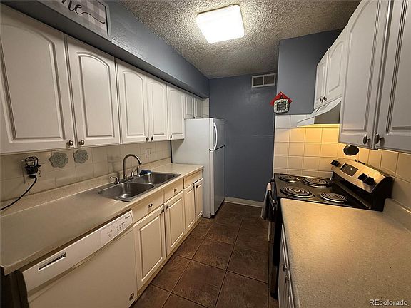 4th image of 10211 Ura Lane #1-107