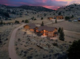 90 Mount Axtell Dr, Livermore, CO 80536