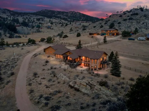 90 Mount Axtell Dr, Livermore, CO 80536