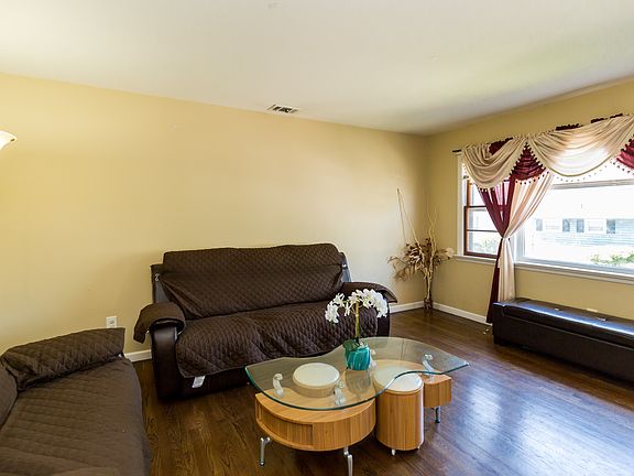 Living room.
