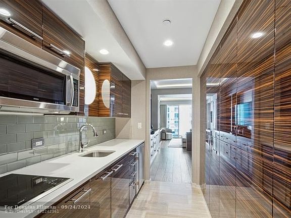 5th image of 551 N Fort Lauderdale Beach Blvd #1407