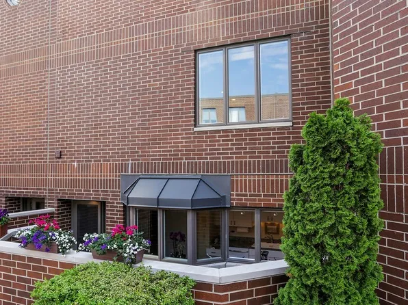 1720 N La Salle St #22, Chicago, IL 60614