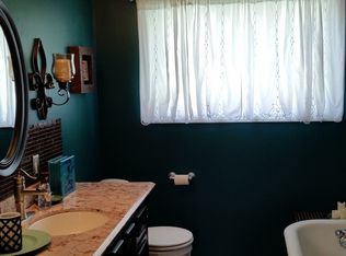 208 E 11th St, Ellis, KS 67637