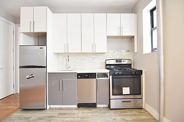 Rented by Bohemia Realty Group | media 3