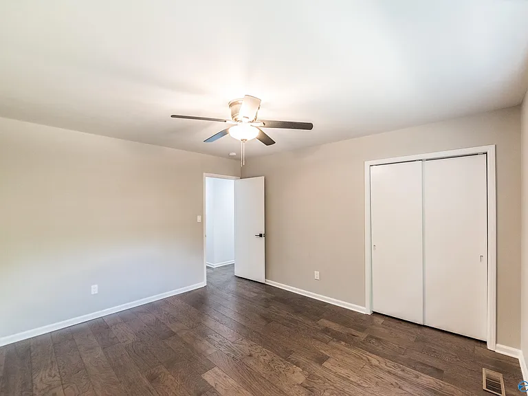 8013 Tea Garden Rd SE — Photo 38