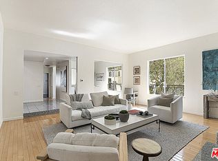 2041 Roscomare Rd, Los Angeles, CA 90077