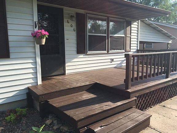 5th image of 606 Glenwood Dr