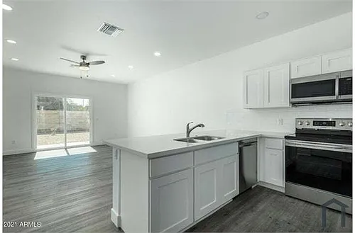 917 S 5th Ave #1 Photo 1