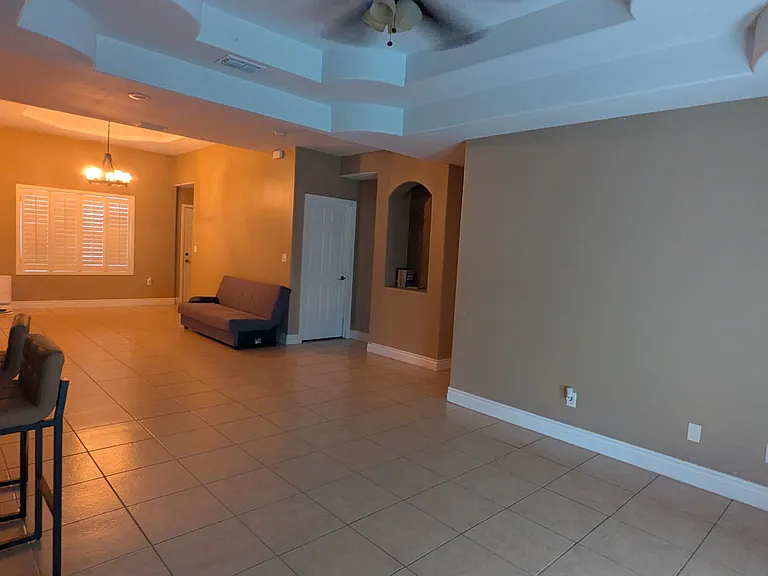 10520 Wolf Creek Ave — Photo 9
