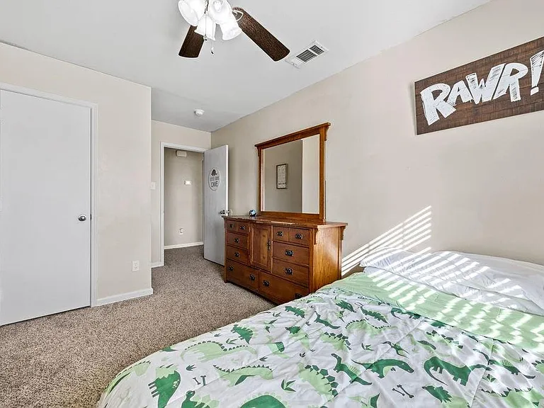 2702 Maci Ct — Photo 17