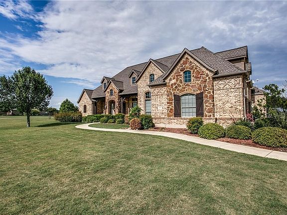 2nd image of 6564 Lark Cir