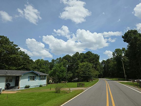4th image of 643 County Line Rd