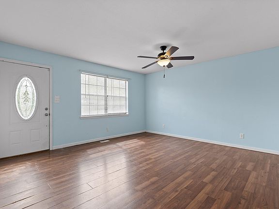 2nd image of 10111 Runyan Hills Ln