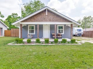 109 W College St, Leonard, TX 75452