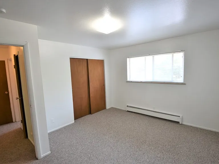 3150 Madison Ave #7 — Photo 11