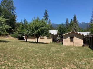 31 Smith St, Weaverville, CA 96093