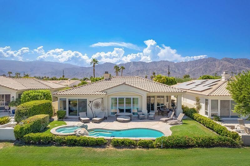 1st image of 50660 Cypress Point Dr