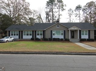 704 W Smith St, Claxton, GA 30417