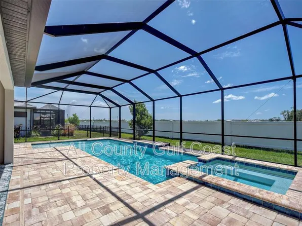 1685 Lugano Cir, Nokomis, FL 34275