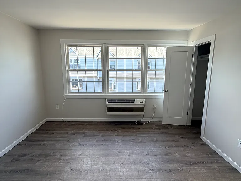 54 Fountain St #303 — Photo 6