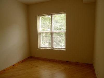 2nd image of 1615-1625 W Columbia Ave #1625-3E