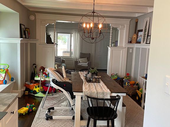 3rd image of 203 Poplar Ave