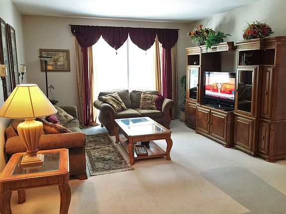 3rd image of 802 W Windward Way APT 217