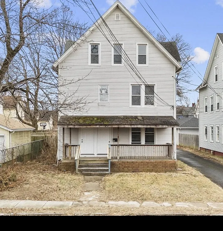 3 bed, 1100 sqft, $1,800 — Photo 4