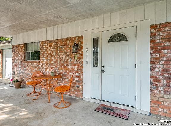 3rd image of 13110 Larkyorke St