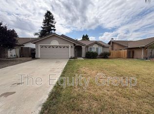 723 N Simon St, Visalia, CA 93292