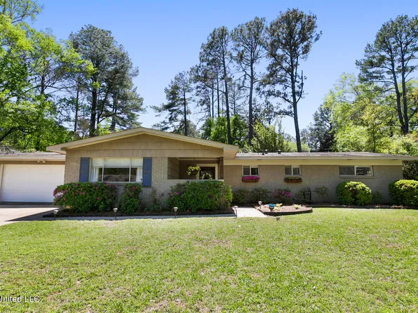 1517 Kimwood Cir, Jackson, MS 39211