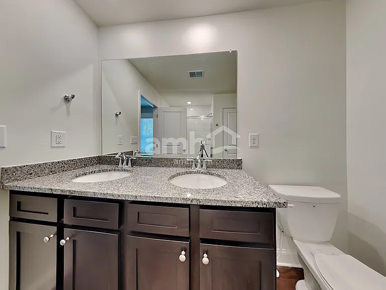 577 Summit View Ln — Photo 14