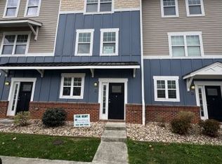 1600 Wards Ferry Rd APT 806, Lynchburg, VA 24502