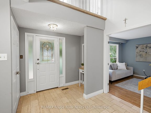 2nd image of 813 Ironwood Ct